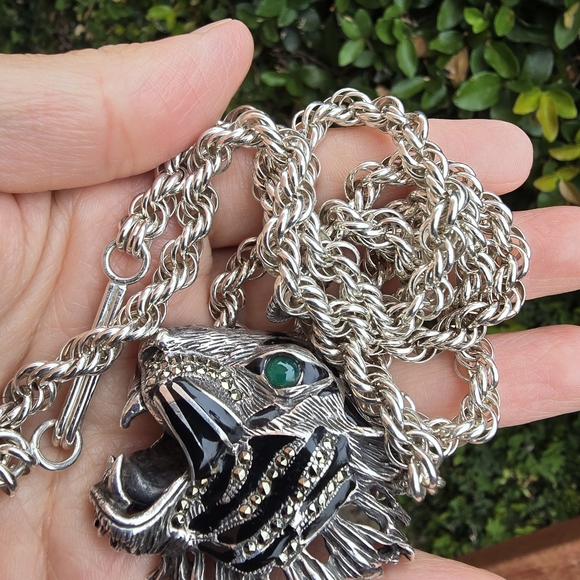 Large Sterling Tiger Necklace - Picture 9 of 10